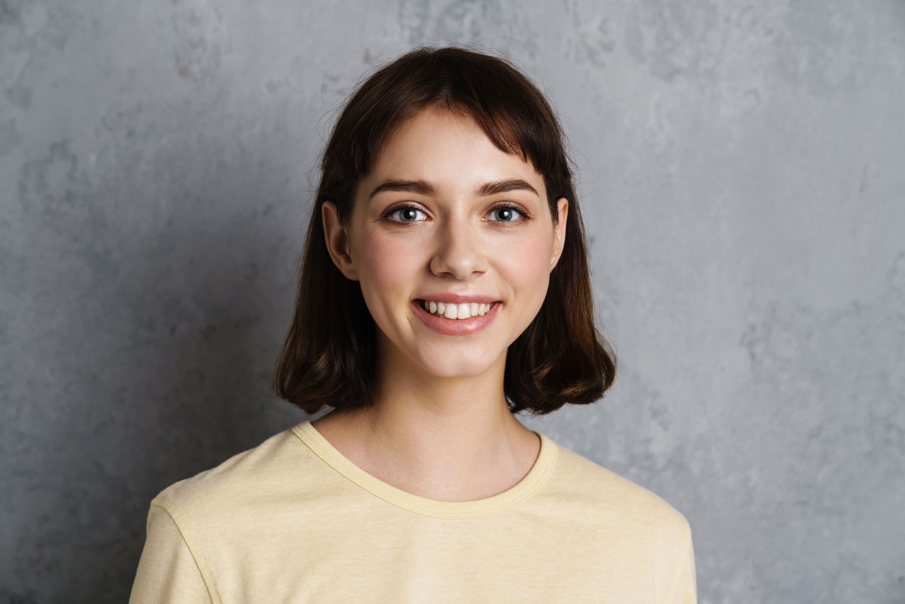 A lady who is a new york notary public