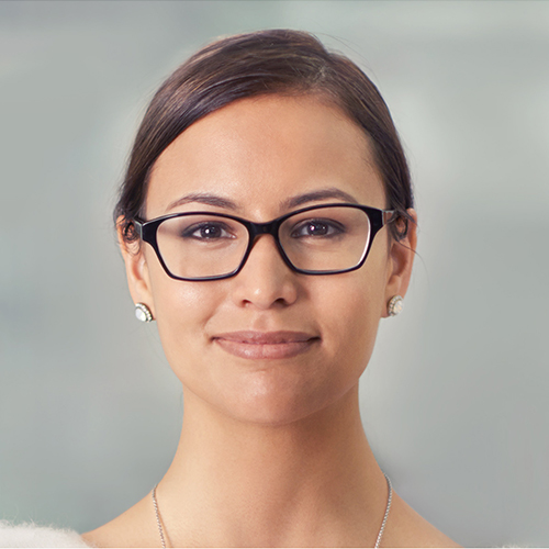 Esmeralda headshot for course testimonial